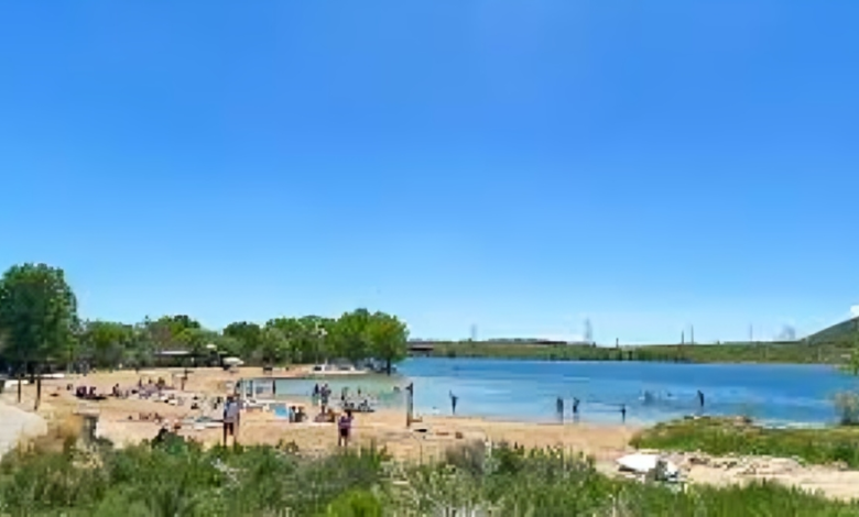 Soda Lake Beach